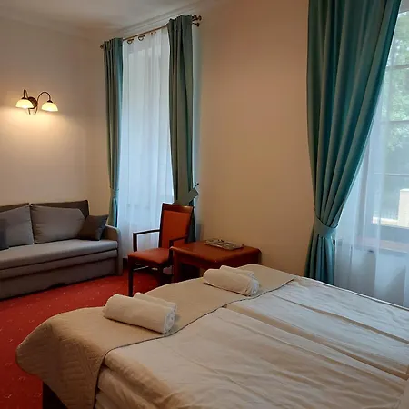 Toskana * بوغورزيلكا